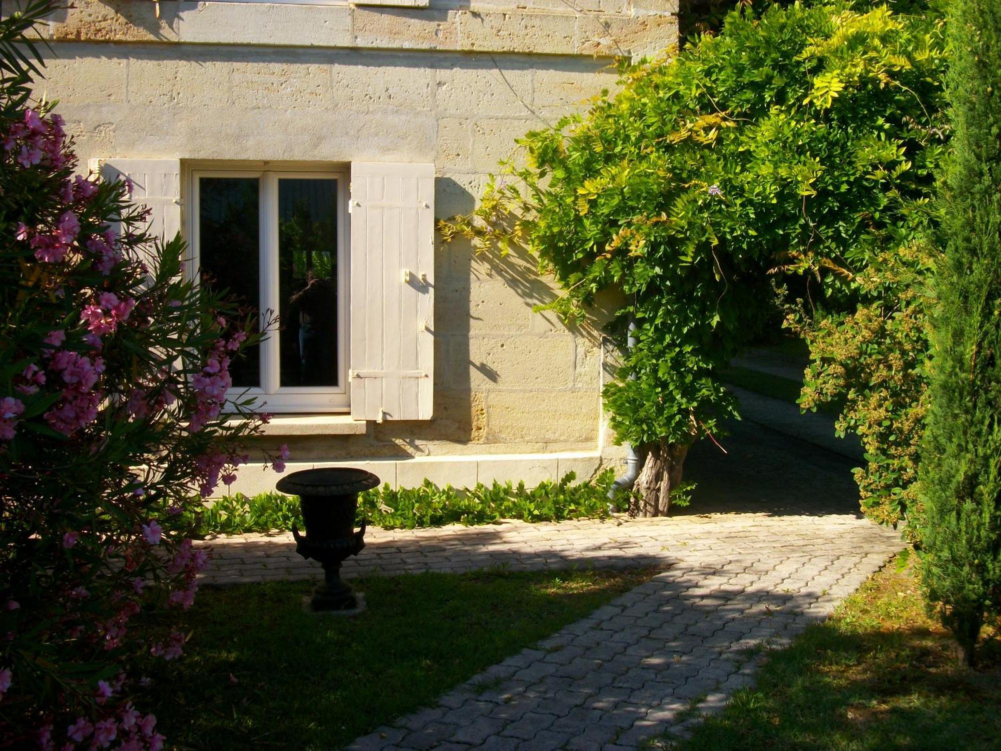 Saint-André-de-Cubzac Domaine De Monein Bed & Breakfast エクステリア 写真